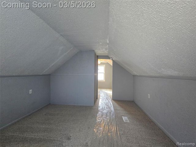 21785 Negaunee Street, Southfield, MI 48033