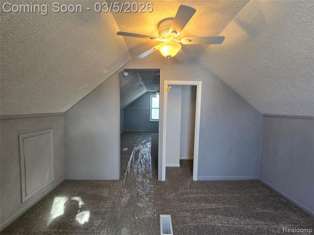 21785 Negaunee Street, Southfield, MI 48033