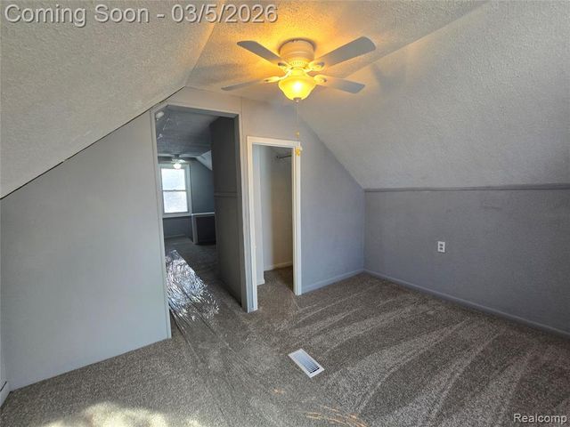 21785 Negaunee Street, Southfield, MI 48033