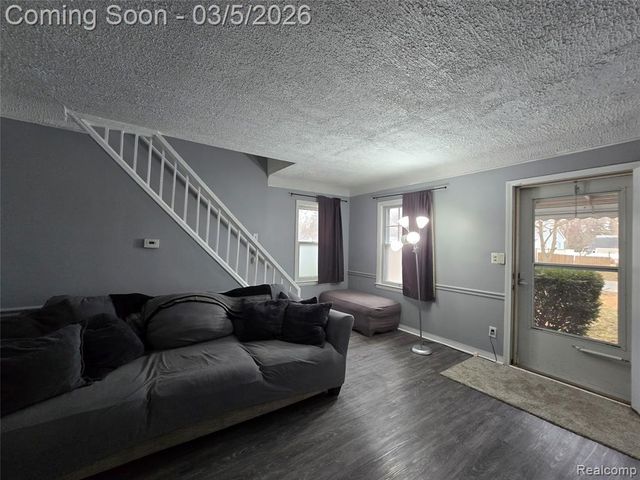 21785 Negaunee Street, Southfield, MI 48033