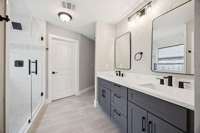 2942 Waterloo Road, Pearland, TX 77581