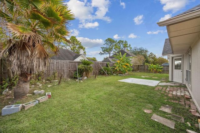 2942 Waterloo Road, Pearland, TX 77581