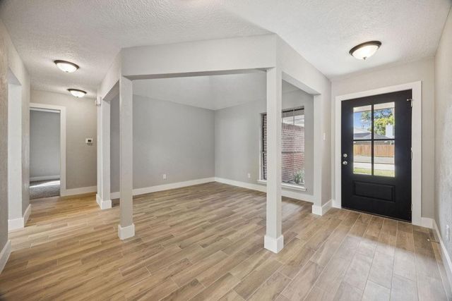 2942 Waterloo Road, Pearland, TX 77581