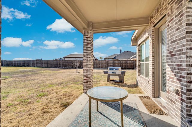 320 Berkeley Drive, Waxahachie, TX 75167
