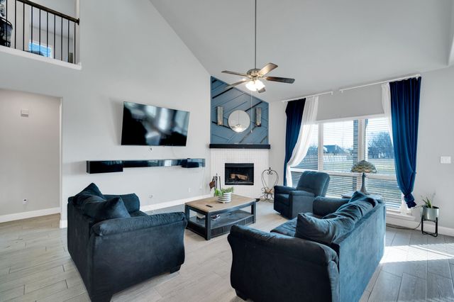 320 Berkeley Drive, Waxahachie, TX 75167