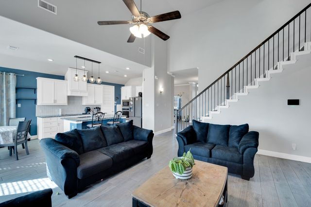 320 Berkeley Drive, Waxahachie, TX 75167