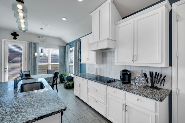 320 Berkeley Drive, Waxahachie, TX 75167