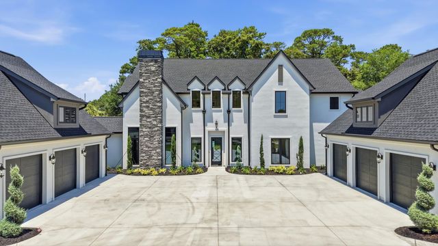 9413 Park St., Myrtle Beach, SC 29572