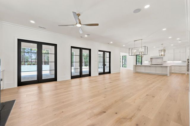 9413 Park St., Myrtle Beach, SC 29572