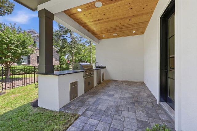 9413 Park St., Myrtle Beach, SC 29572