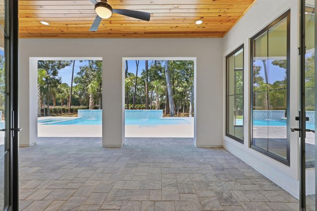 9413 Park St., Myrtle Beach, SC 29572