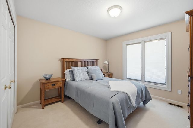 517 Bayspring Drive, Fort Wayne, IN 46814