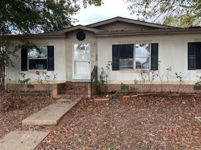 305 Edge Brook, Bossier City, LA 71111