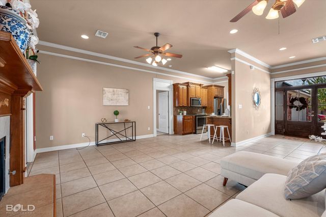 504 Brunswick Gardens, Haughton, LA 71037