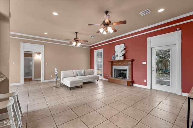 504 Brunswick Gardens, Haughton, LA 71037