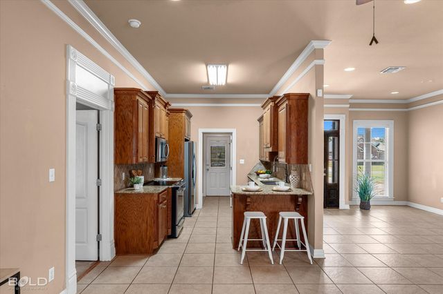 504 Brunswick Gardens, Haughton, LA 71037
