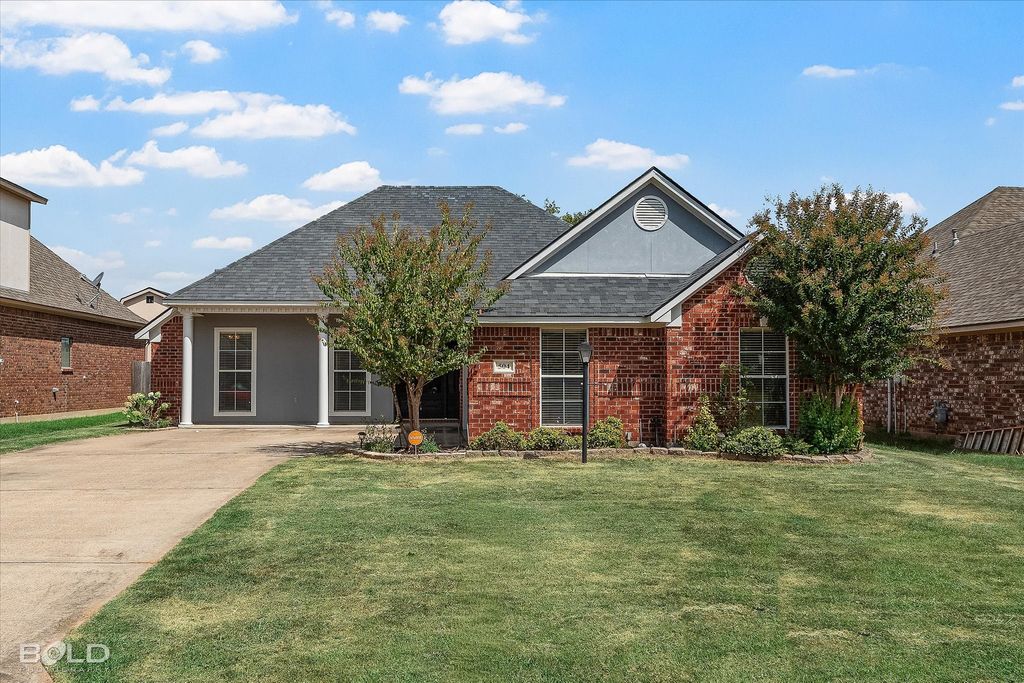 504 Brunswick Gardens, Haughton, LA 71037