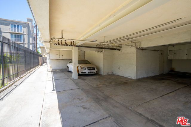 1041 S Corning Street, Los Angeles, CA 90035