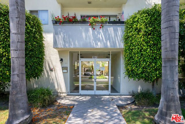 1041 S Corning Street, Los Angeles, CA 90035
