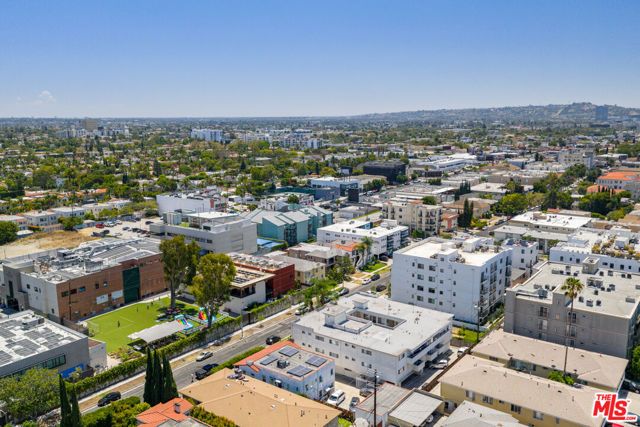 1041 S Corning Street, Los Angeles, CA 90035