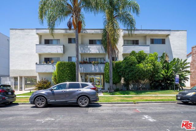 1041 S Corning Street, Los Angeles, CA 90035
