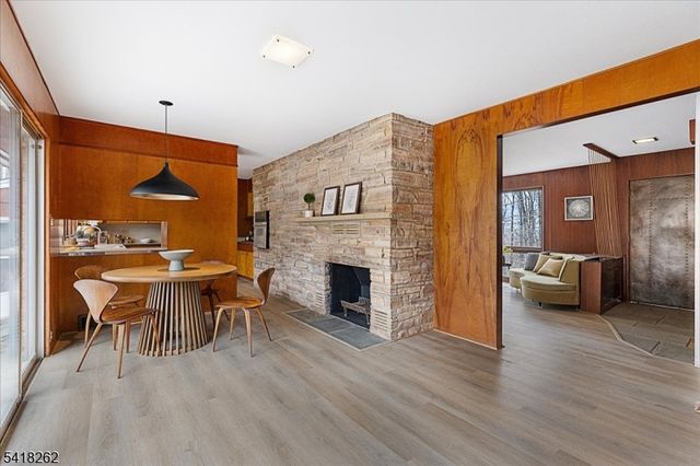42 Stouts Rd, Montgomery Twp., NJ 08558