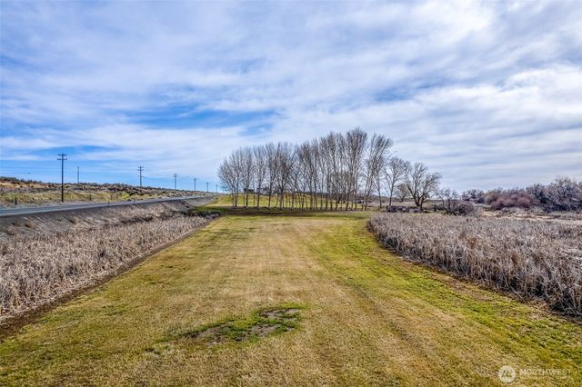 19773 W Hwy 28, Quincy, WA 98848