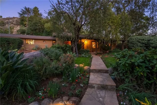 6146 Hawarden Drive, Riverside, CA 92506