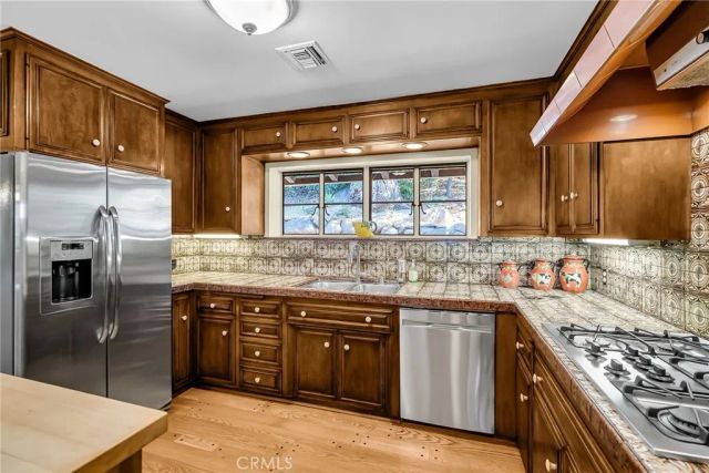 6146 Hawarden Drive, Riverside, CA 92506