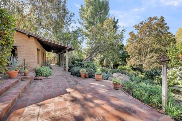 6146 Hawarden Drive, Riverside, CA 92506