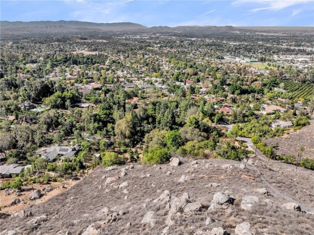 6146 Hawarden Drive, Riverside, CA 92506