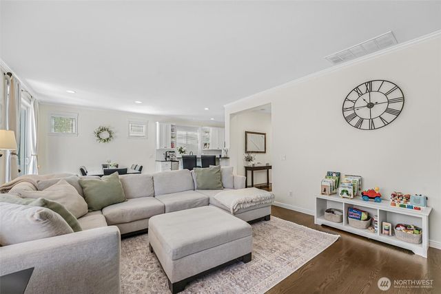 7124 Chanticleer Avenue SE, Snoqualmie, WA 98065