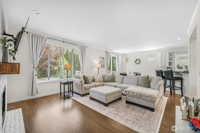 7124 Chanticleer Avenue SE, Snoqualmie, WA 98065