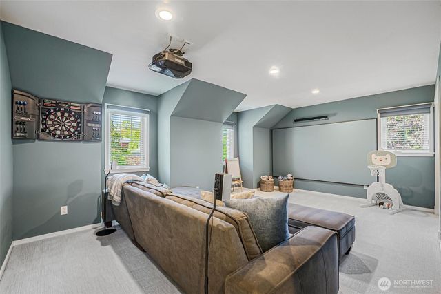 7124 Chanticleer Avenue SE, Snoqualmie, WA 98065