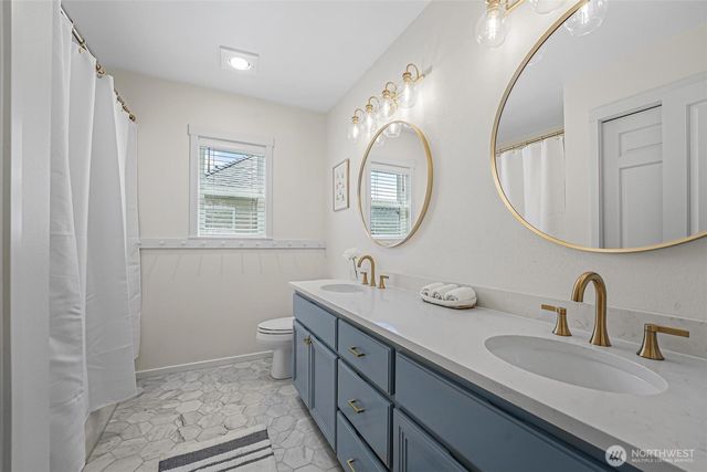 7124 Chanticleer Avenue SE, Snoqualmie, WA 98065