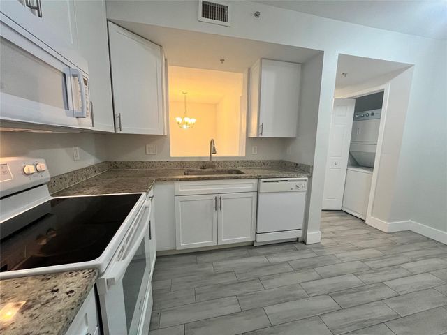 1161 GOLDEN LAKES Boulevard 1316, West Palm Beach, FL 33411