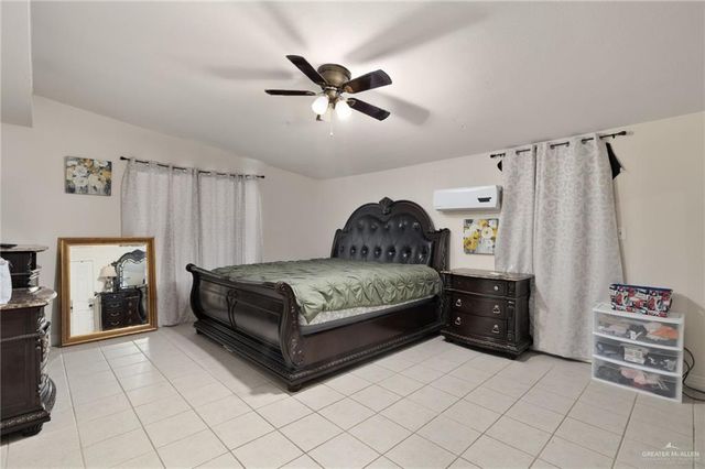 502 W Jones Avenue, Pharr, TX 78577