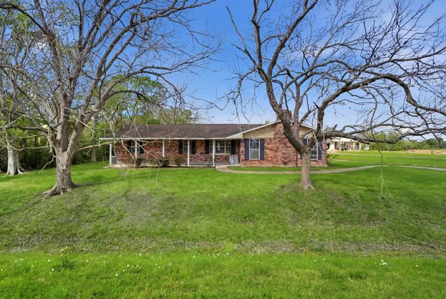 12410 Roy Road, Brookside, TX 77581