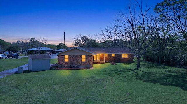 12410 Roy Road, Brookside, TX 77581