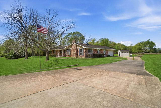 12410 Roy Road, Brookside, TX 77581