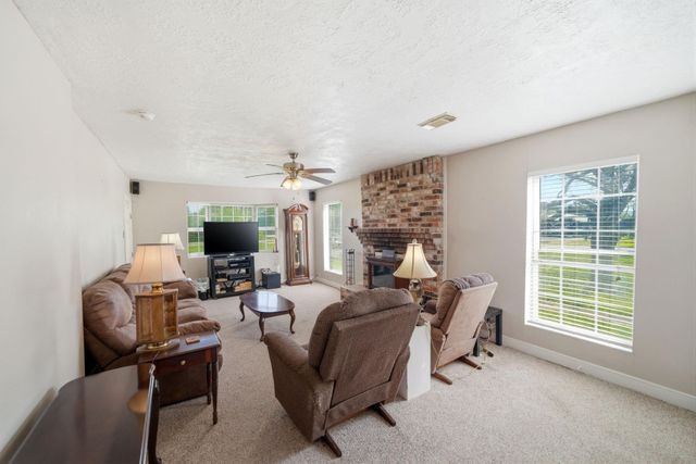 12410 Roy Road, Brookside, TX 77581