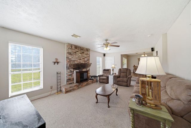 12410 Roy Road, Brookside, TX 77581