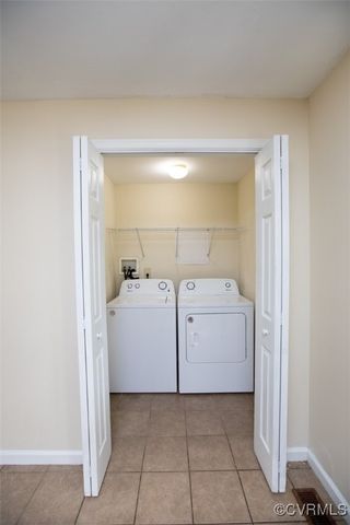 407 E 2nd St, Farmville, VA 23901