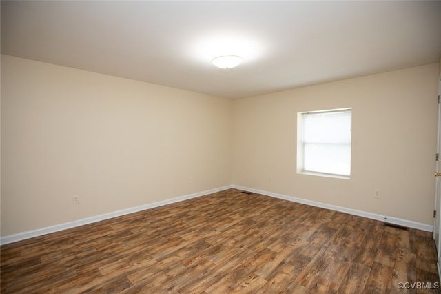 407 E 2nd St, Farmville, VA 23901