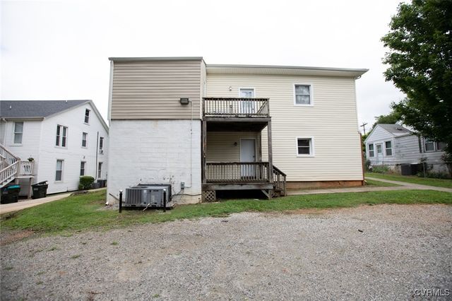 407 E 2nd St, Farmville, VA 23901