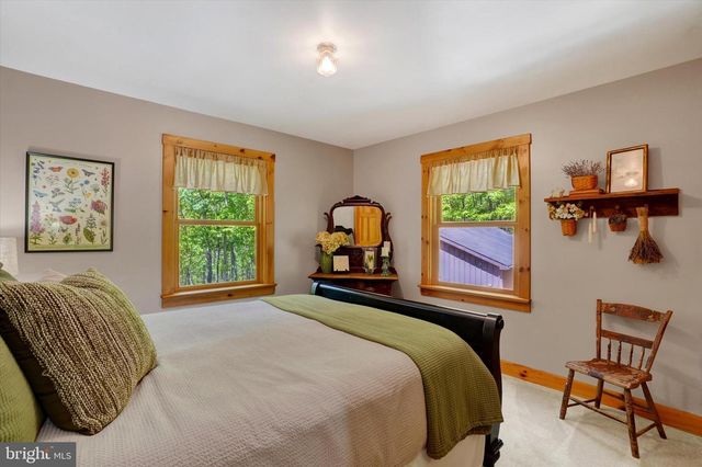 2385 BREMER RD, Dover, PA 17315