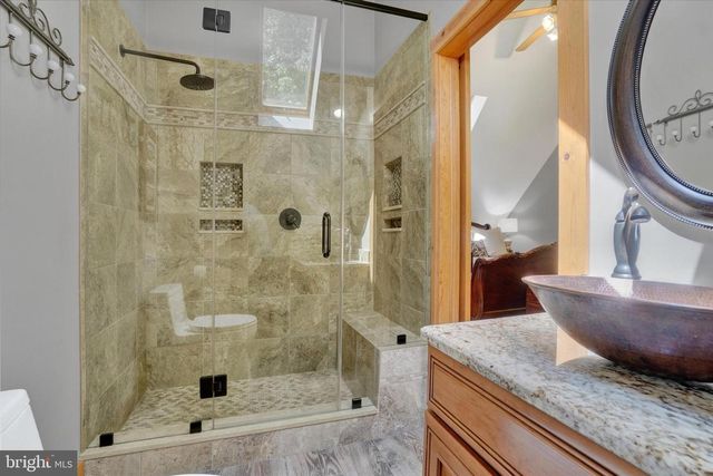 2385 BREMER RD, Dover, PA 17315