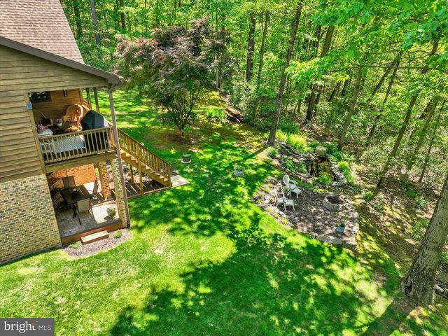 2385 BREMER RD, Dover, PA 17315