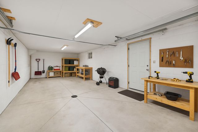 19797 612th Avenue, Litchfield, MN 55355