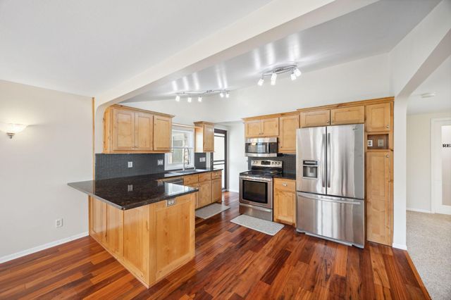 19797 612th Avenue, Litchfield, MN 55355